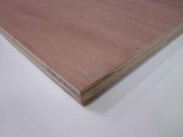 H/W WBP PLY 1220x2440mm 